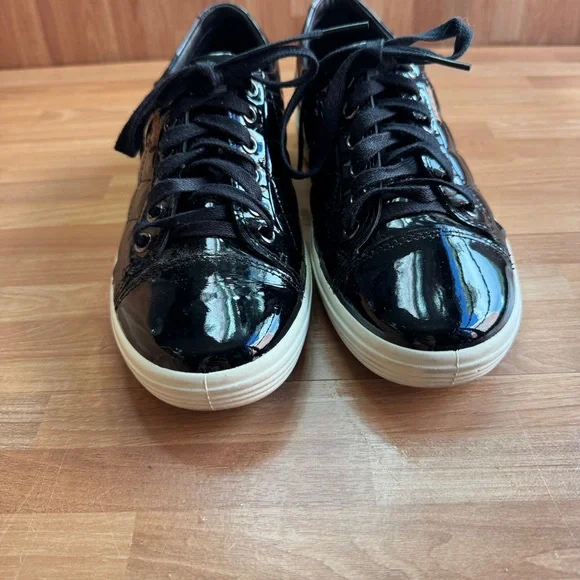 Ecco patent leather sneakers, size 37 black quilted shiny - Picture 2 of 9